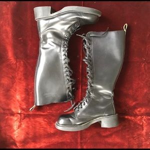 Vintage square toe dr. marten boots